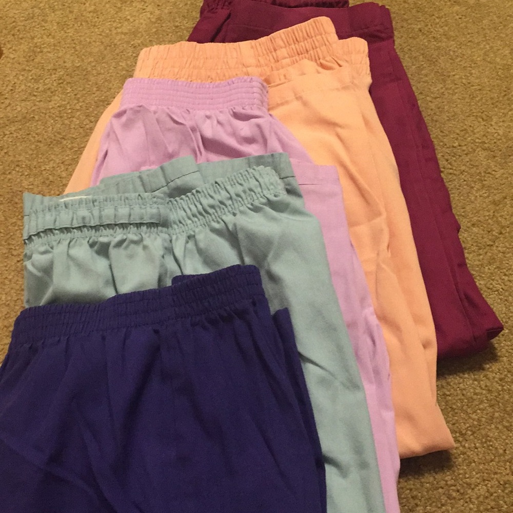 5 Scrub pants - Small size